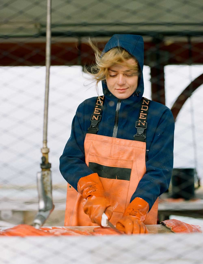Darn Tough Women's Emma Claire Work Sock – Salmon Sisters